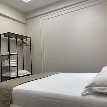 Hegi Studio The 21 Luxury Central Apartment Tirana